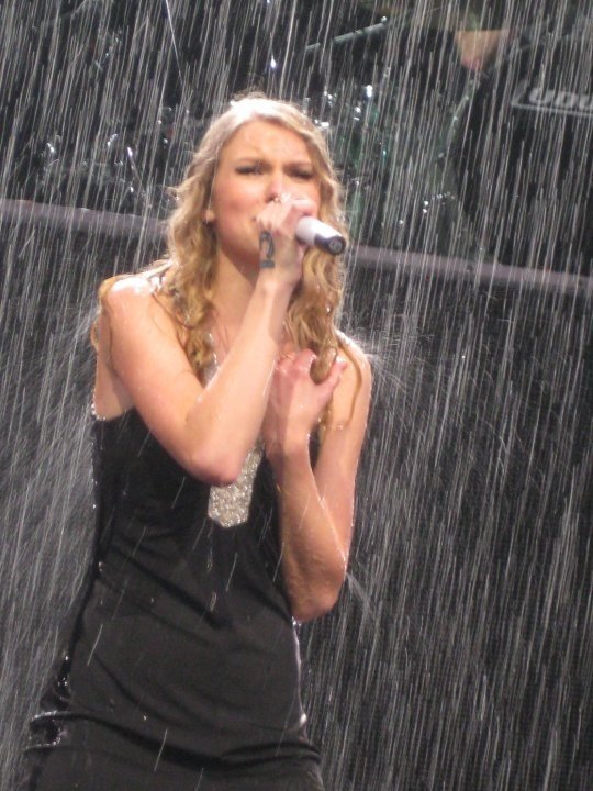 Taylor Swift — March 10 - Austin, Texas — photo 106