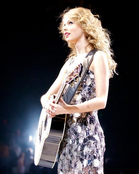 Taylor Swift — March 11 - Dallas, Texas — photo 1