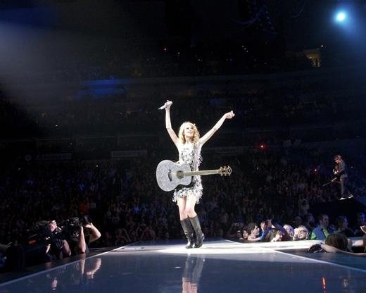 Taylor Swift — March 11 - Dallas, Texas — photo 6