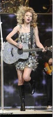Taylor Swift — March 18 - Philadelphia, Pennsylvania — photo 5