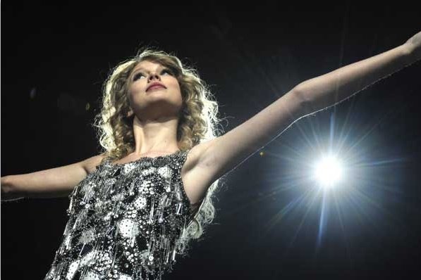 Taylor Swift — March 18 - Philadelphia, Pennsylvania — photo 7