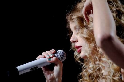 Taylor Swift — March 18 - Philadelphia, Pennsylvania — photo 23