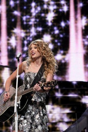 Taylor Swift — March 18 - Philadelphia, Pennsylvania — photo 42