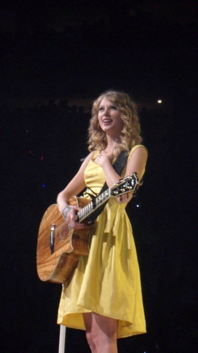 Taylor Swift — March 18 - Philadelphia, Pennsylvania — photo 48