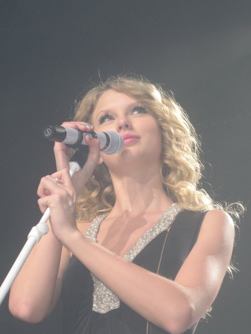 Taylor Swift — March 18 - Philadelphia, Pennsylvania — photo 84