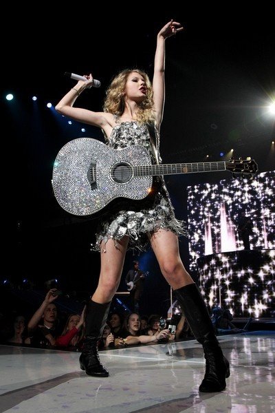 Taylor Swift — March 19 - Philadelphia, Pennsylvania — photo 15