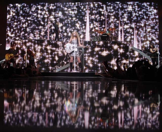 Taylor Swift — March 26 - Detroit, Michigan — photo 26