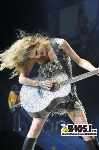 Taylor Swift — March 28 - Cincinnati, Ohio — photo 24