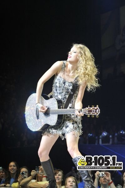 Taylor Swift — March 28 - Cincinnati, Ohio — photo 31