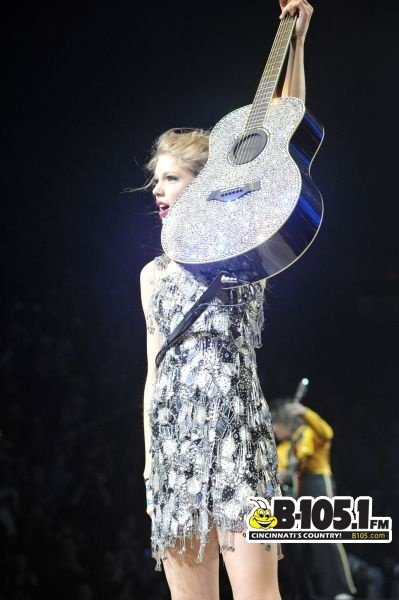 Taylor Swift — March 28 - Cincinnati, Ohio — photo 38