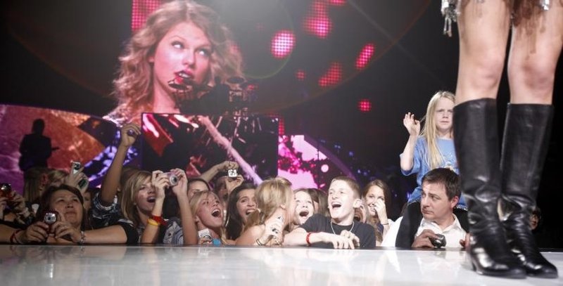Taylor Swift — March 31 - Oklahoma City, Oklahoma — photo 7