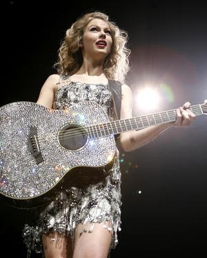 Taylor Swift — March 7 - Sunrise, Florida — photo 23