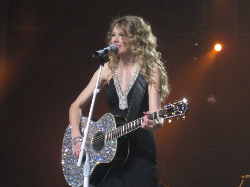Taylor Swift — May 13 - Newark, New Jersey — photo 45
