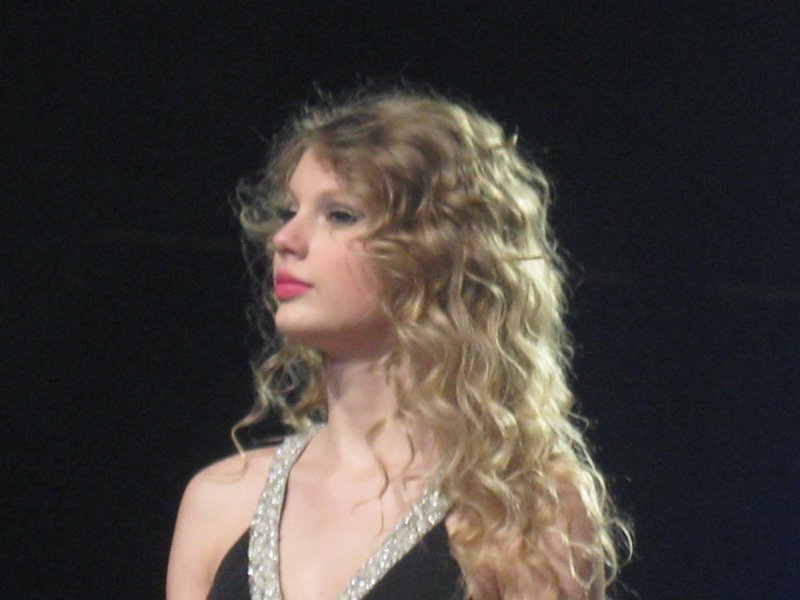 Taylor Swift — May 13 - Newark, New Jersey — photo 59