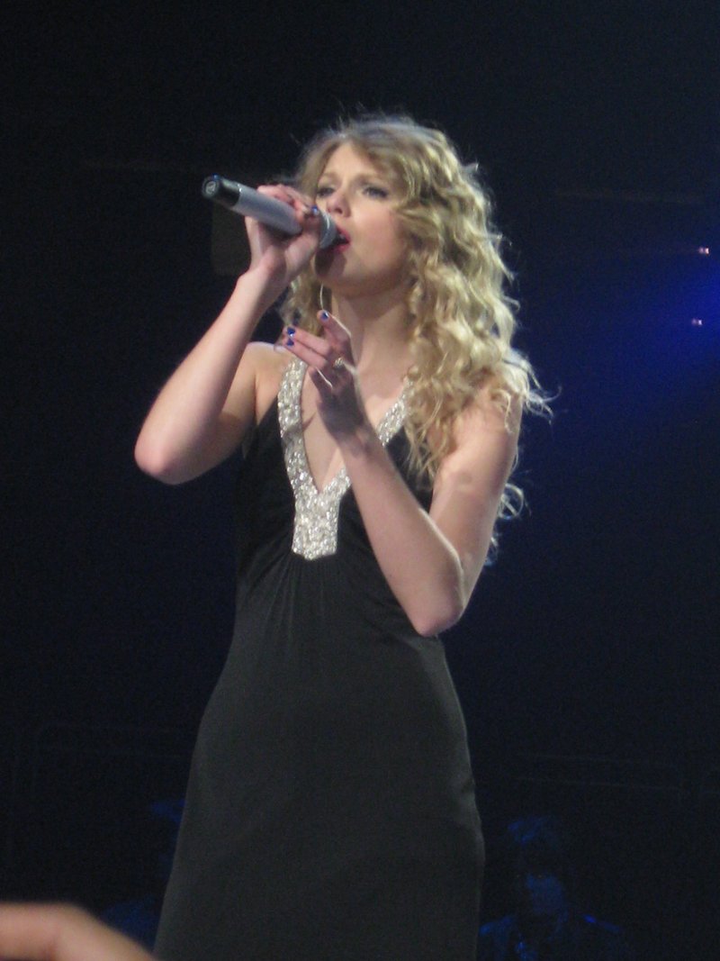Taylor Swift — May 13 - Newark, New Jersey — photo 60