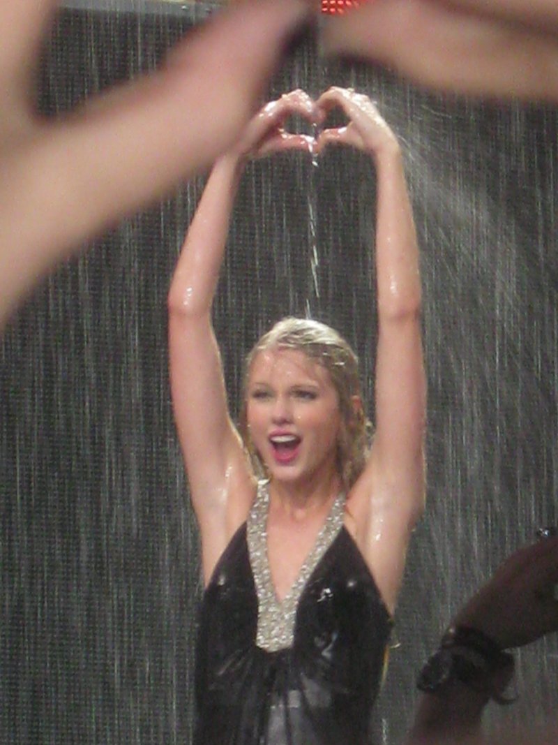 Taylor Swift — May 13 - Newark, New Jersey — photo 63
