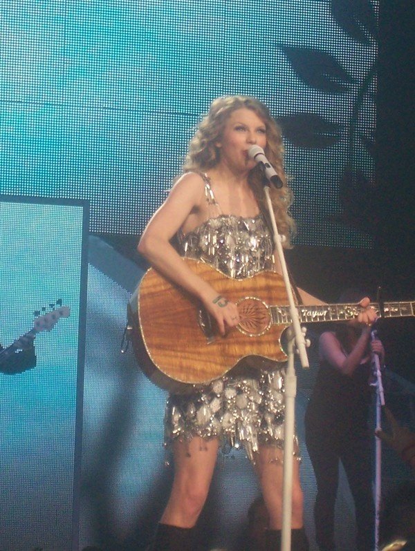 Taylor Swift — May 21,22 - Toronto, Ontario — photo 5