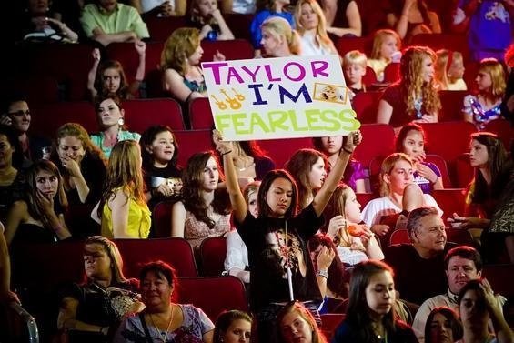 Taylor Swift — May 25 - Houston, Texas — photo 32