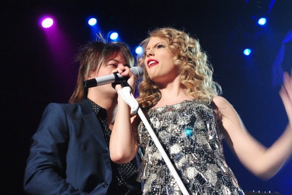 Taylor Swift — May 26 - Houston, Texas — photo 2
