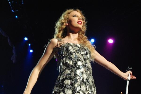 Taylor Swift — May 26 - Houston, Texas — photo 28
