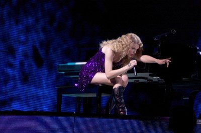 Taylor Swift — May 29 - Baton Rouge, Louisiana (Bayou Country Superfest) — photo 29
