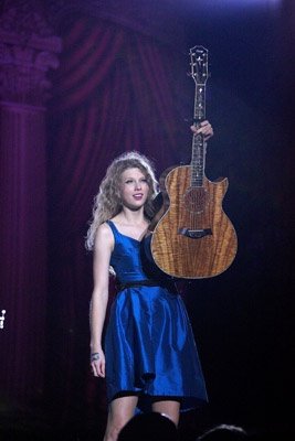 Taylor Swift — May 29 - Baton Rouge, Louisiana (Bayou Country Superfest) — photo 36