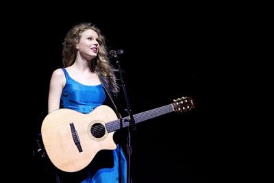 Taylor Swift — May 29 - Baton Rouge, Louisiana (Bayou Country Superfest) — photo 43