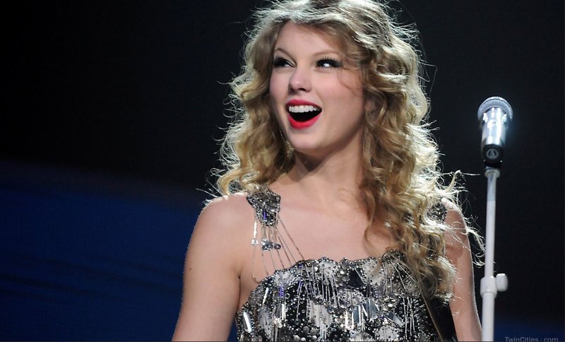 Taylor Swift — May 7 - St. Paul, Minnesota — photo 4