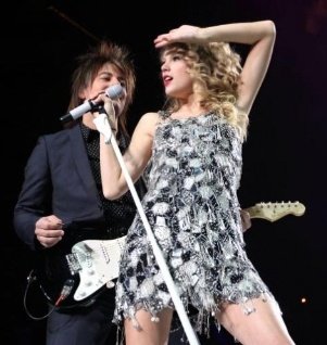 Taylor Swift — May 7 - St. Paul, Minnesota — photo 9