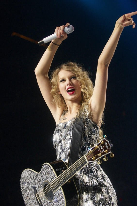 Taylor Swift — May 7 - St. Paul, Minnesota — photo 18