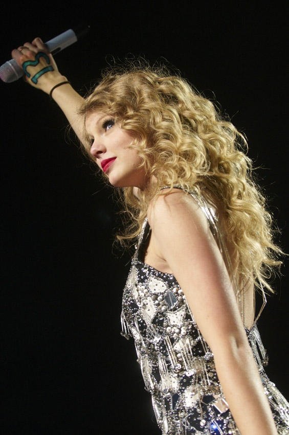 Taylor Swift — May 7 - St. Paul, Minnesota — photo 24