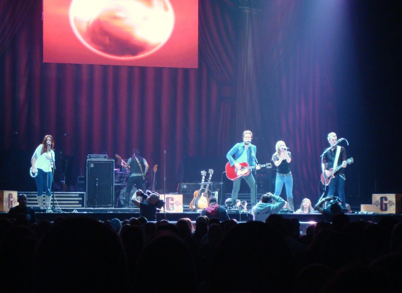 Taylor Swift — May 7 - St. Paul, Minnesota — photo 42