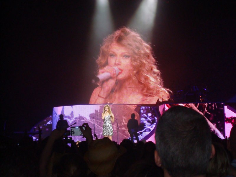 Taylor Swift — May 7 - St. Paul, Minnesota — photo 49