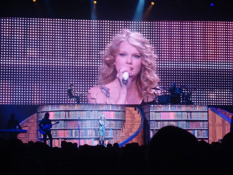 Taylor Swift — May 7 - St. Paul, Minnesota — photo 57