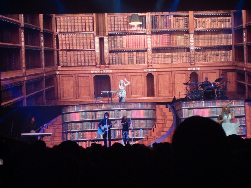 Taylor Swift — May 7 - St. Paul, Minnesota — photo 58