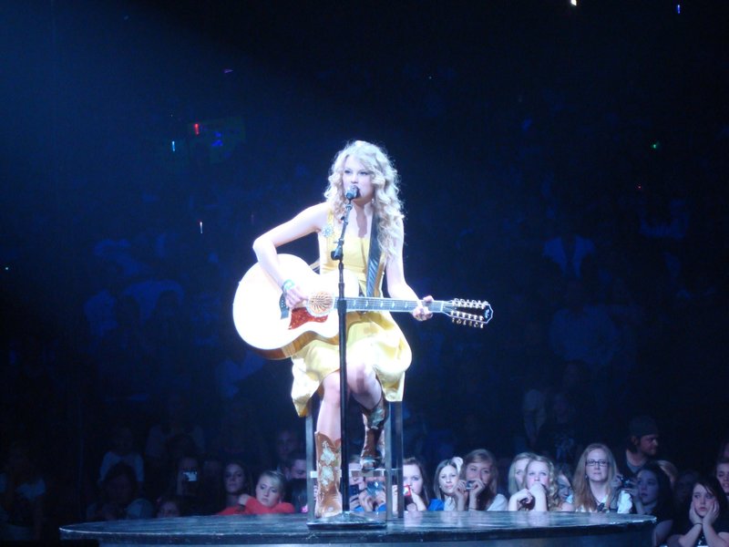 Taylor Swift — May 7 - St. Paul, Minnesota — photo 79