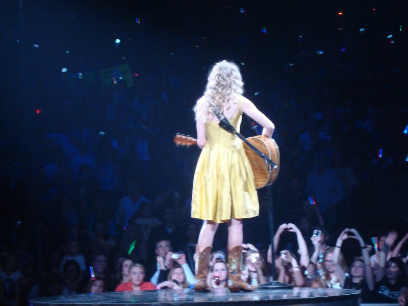 Taylor Swift — May 7 - St. Paul, Minnesota — photo 85