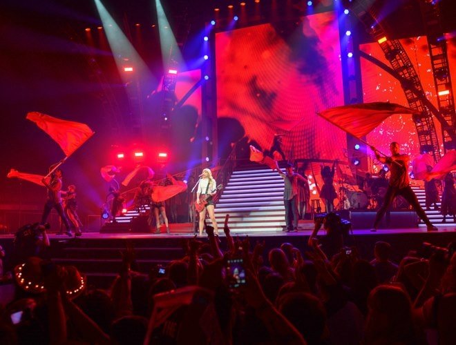 Taylor Swift — April 10 - Miami, Florida — photo 51