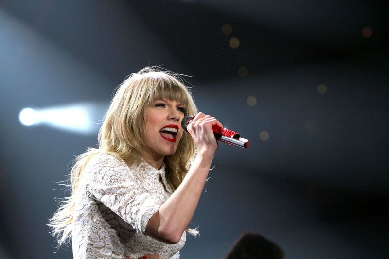 Taylor Swift — April 18 - Atlanta, Georgia — photo 5