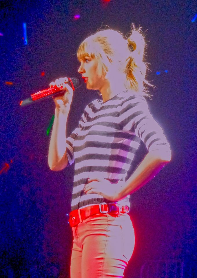 Taylor Swift — April 19 - Atlanta, Georgia — photo 4