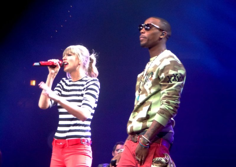 Taylor Swift — April 19 - Atlanta, Georgia — photo 6