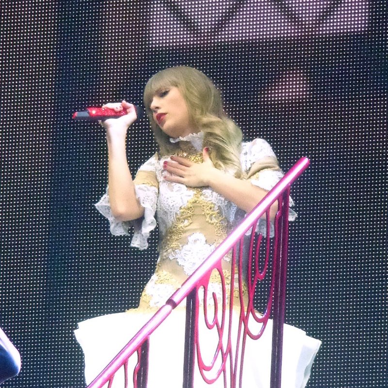 Taylor Swift — April 19 - Atlanta, Georgia — photo 7