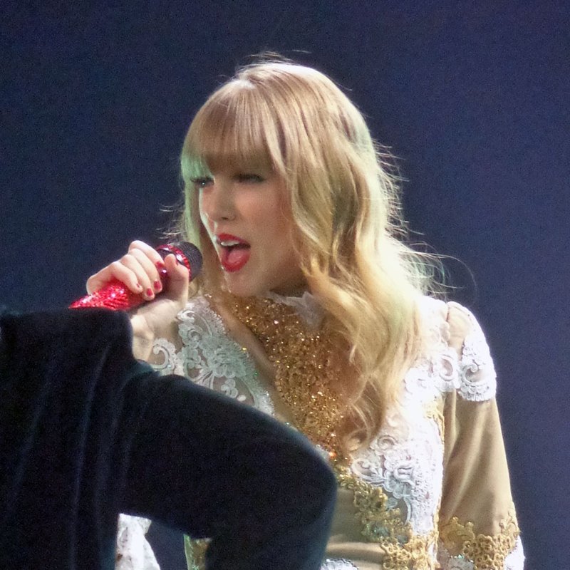 Taylor Swift — April 19 - Atlanta, Georgia — photo 8