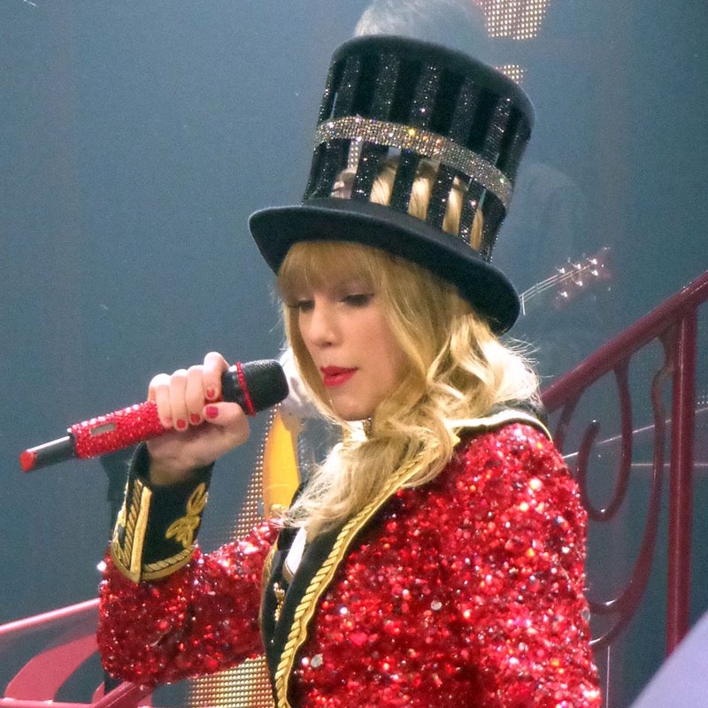 Taylor Swift — April 19 - Atlanta, Georgia — photo 13