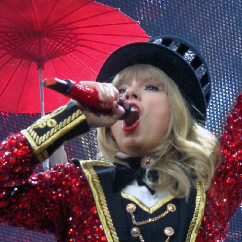 Taylor Swift — April 19 - Atlanta, Georgia — photo 14