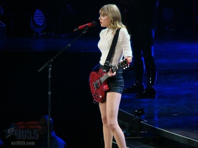 Taylor Swift — April 20 - Tampa, Florida — photo 42
