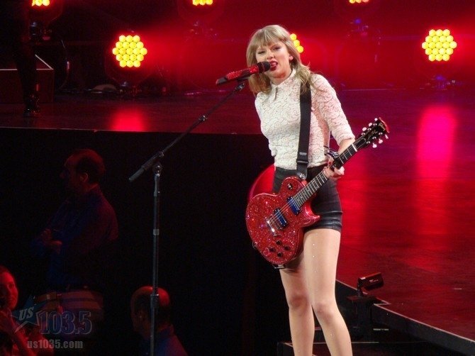 Taylor Swift — April 20 - Tampa, Florida — photo 47