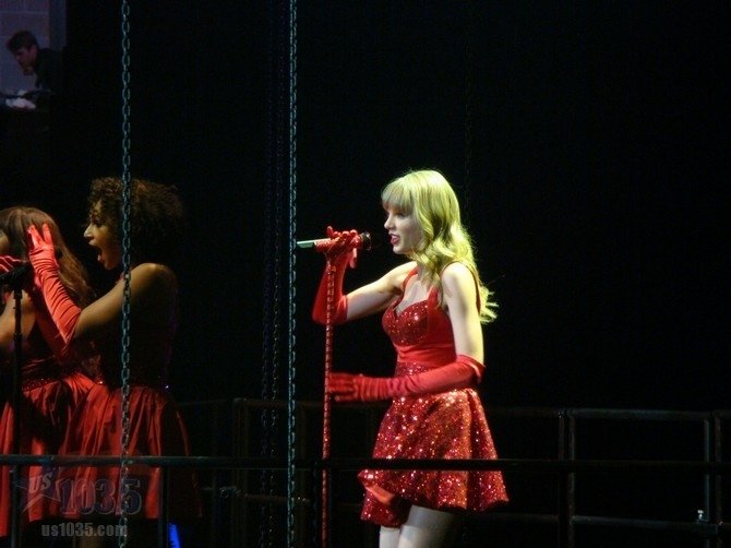 Taylor Swift — April 20 - Tampa, Florida — photo 57