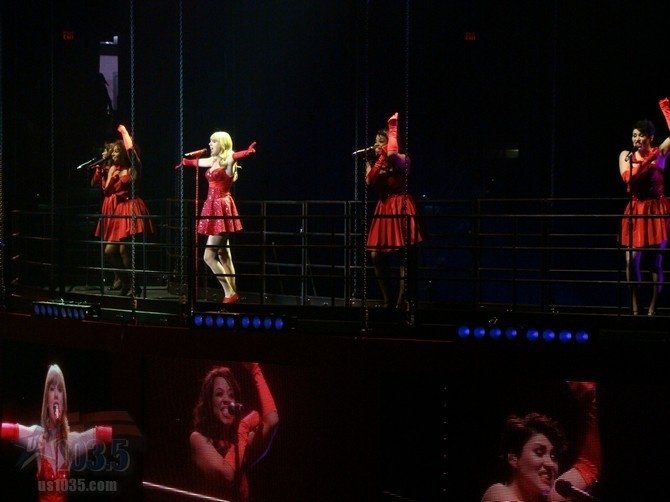 Taylor Swift — April 20 - Tampa, Florida — photo 61
