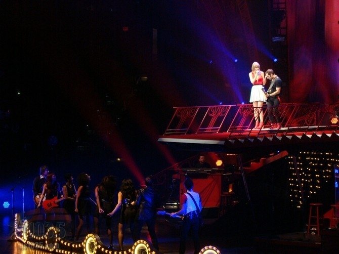 Taylor Swift — April 20 - Tampa, Florida — photo 94